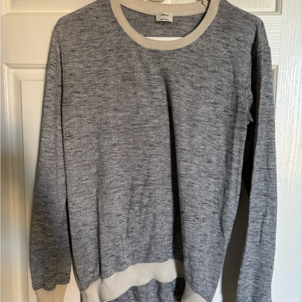 Wilfred Heather Gray and Cream Crew Neck Sweater